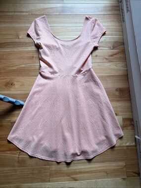Women's Pink Scoop Neck A-Line Dress